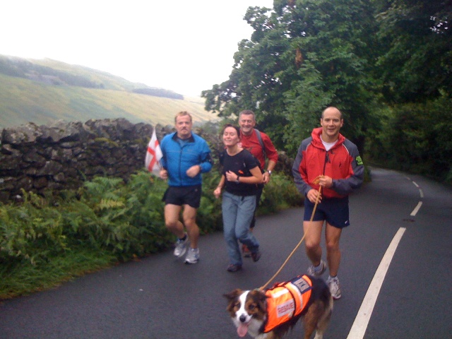 Eddie Izzard running