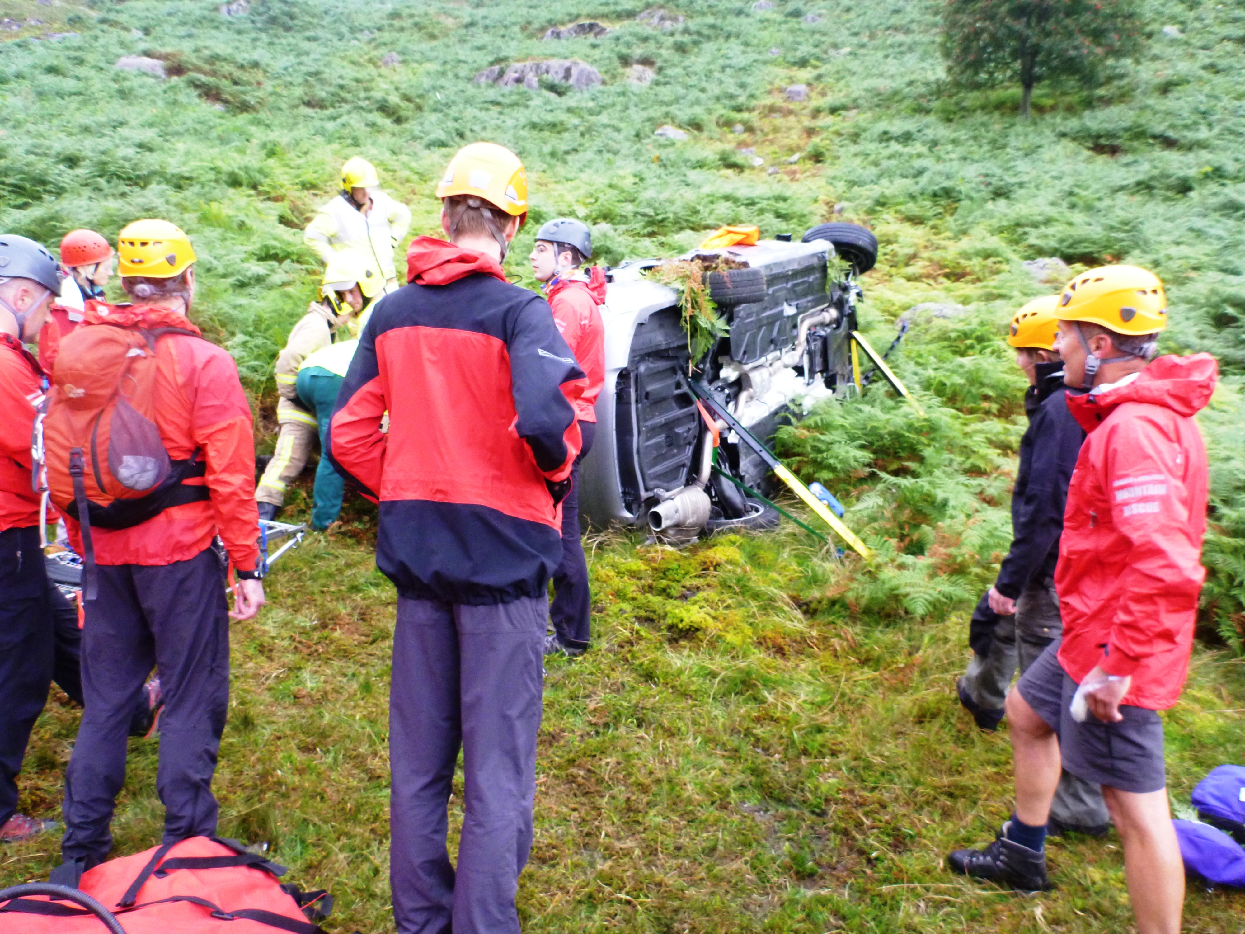 The car stabilised while the casualty is recovered